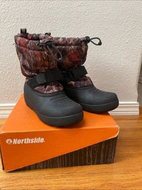 Snowboots Size 13 Northside Kids Brown Camo Winter Boots